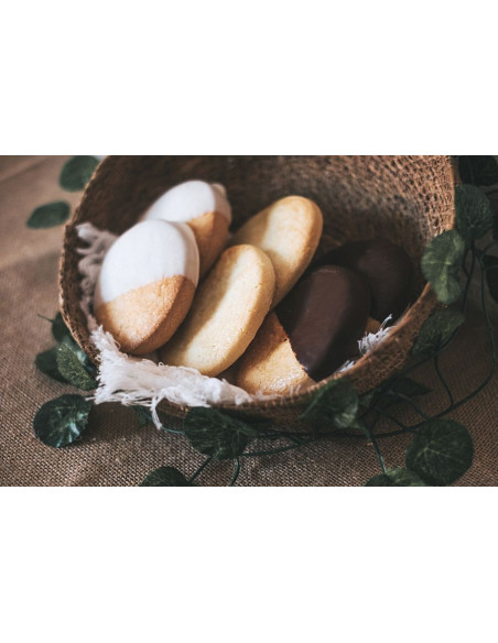 Combinado de pastas pasiegas de mantequilla Casa Carral con y sin chocolate | Sobaos y Quesadas